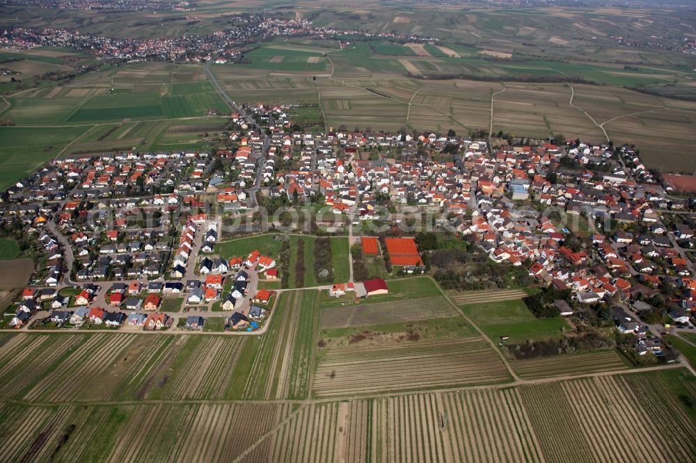 Lörzweiler from above - View of the borough of Loerzweiler in the state of Rhineland-Palatinate. Loerzweiler is a borough in the Main-Bingen district and is surrounded by fields and agricultural land