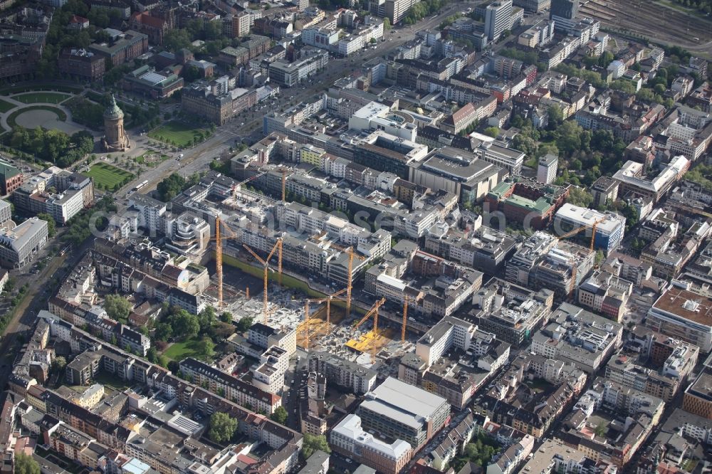 Mannheim from the bird's eye view: Local view of Mannheim in the state of Baden Wurttemberg. DIRINGER & SCHEIDEL is building in Mannheim in the squares Q 6 and Q 7 a new district