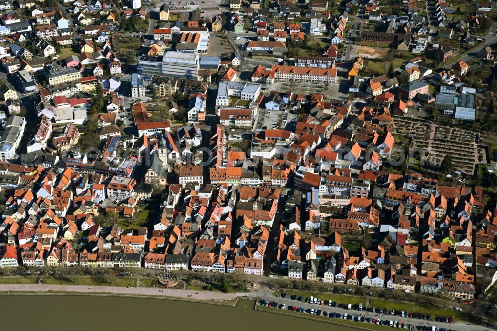 Aerial photograph Marktheidenfeld - Town View of the streets and houses of the residential areas in Marktheidenfeld in the state Bavaria, Germany