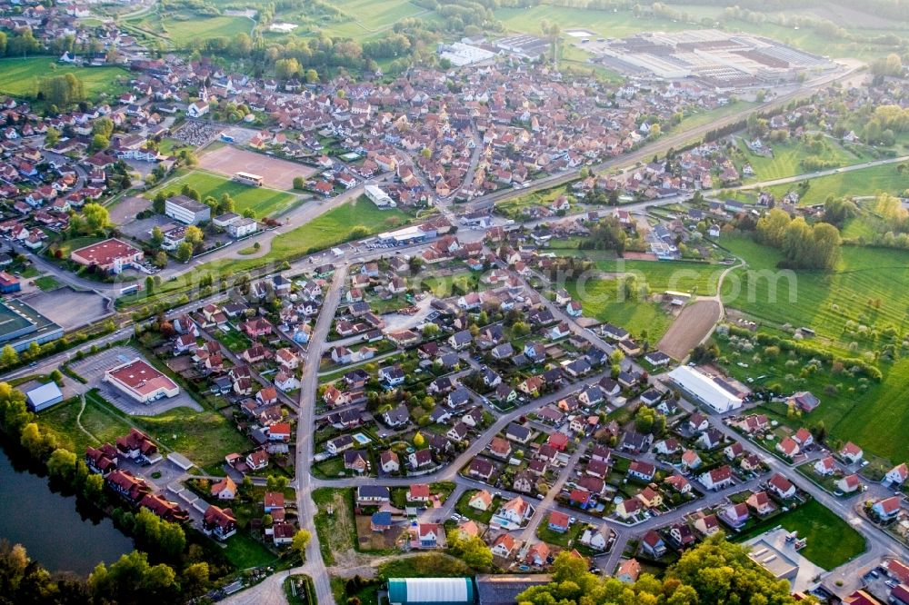 Aerial photograph Mertzwiller - Town View of the streets and houses of the residential areas in Mertzwiller in Grand Est, France