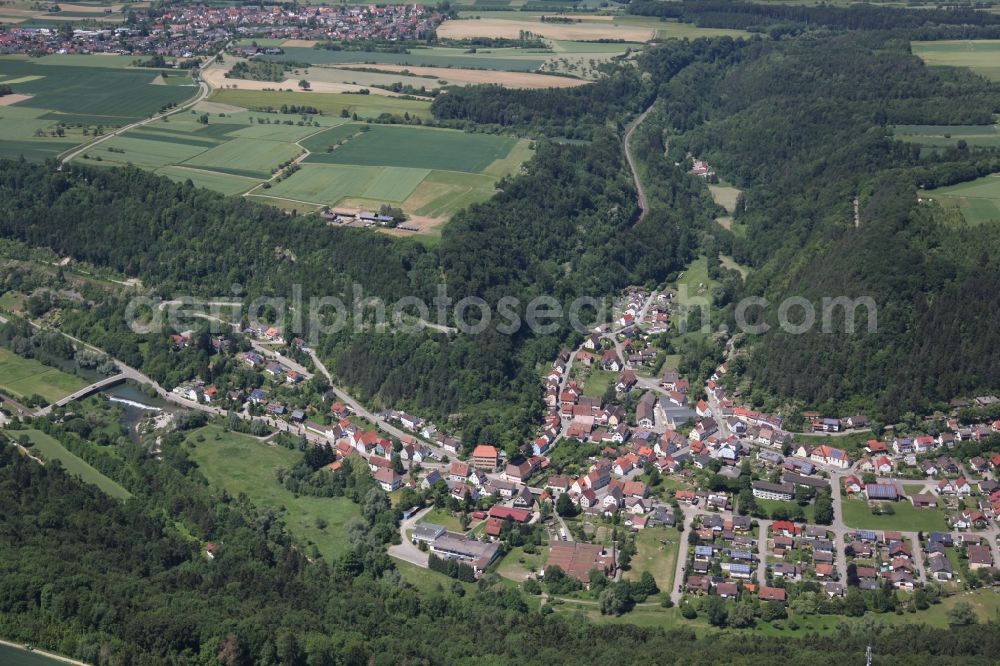 Mühlen am Neckar from above - View of Mühlen am Neckar in the state of Baden-Württemberg