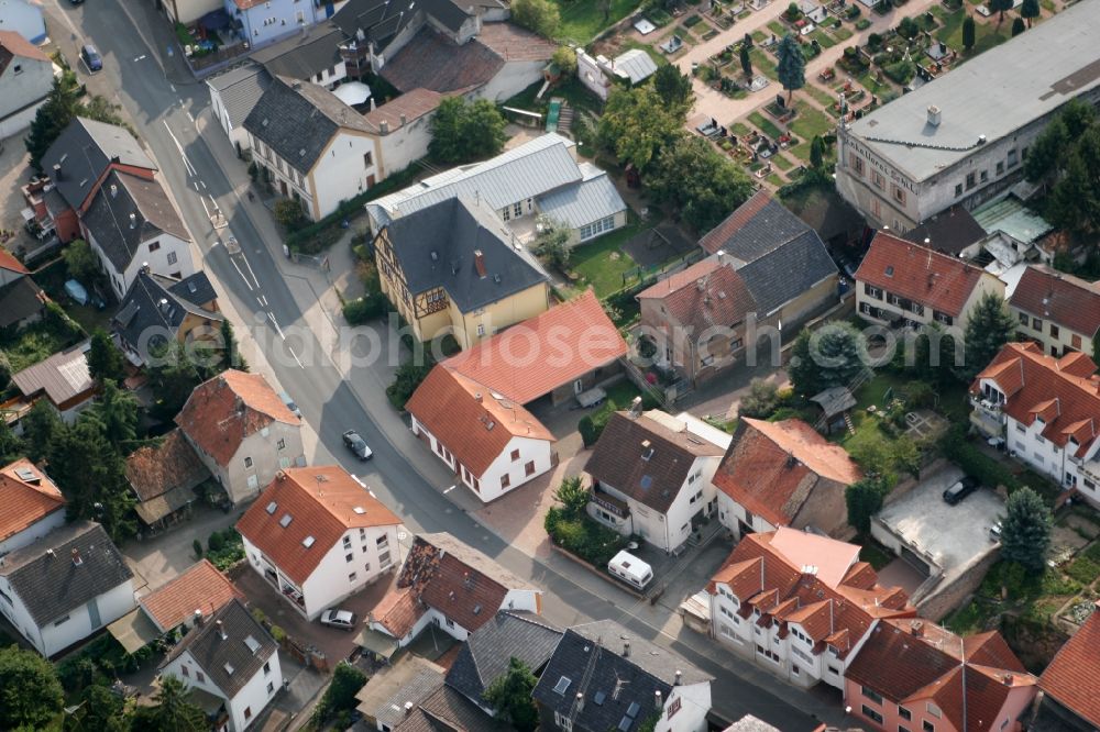 Aerial image Münster-Sarmsheim - View of the municipiality of Muenster-Sarmsheim in the state of Rhineland-Palatinate. The borough is located in the county district of Mainz-Bingen and is a renowned wine-growing locality and official tourist resort. It consists of residential buildings and small wine-growing estates and farms