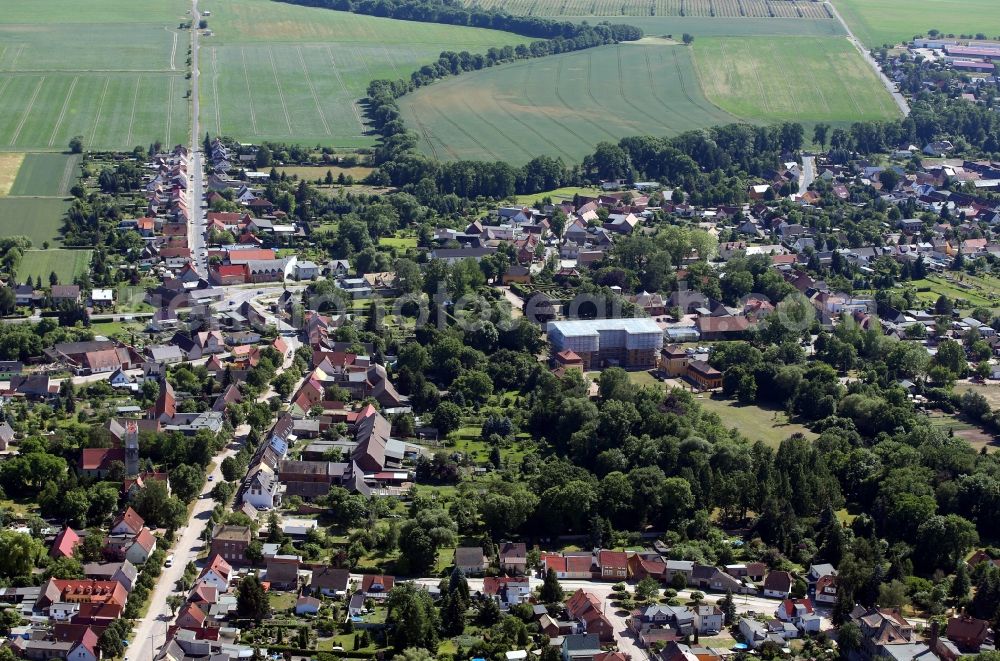 Aerial image Mosigkau - Town View of the streets and houses of the residential areas in Mosigkau in the state Saxony-Anhalt, Germany