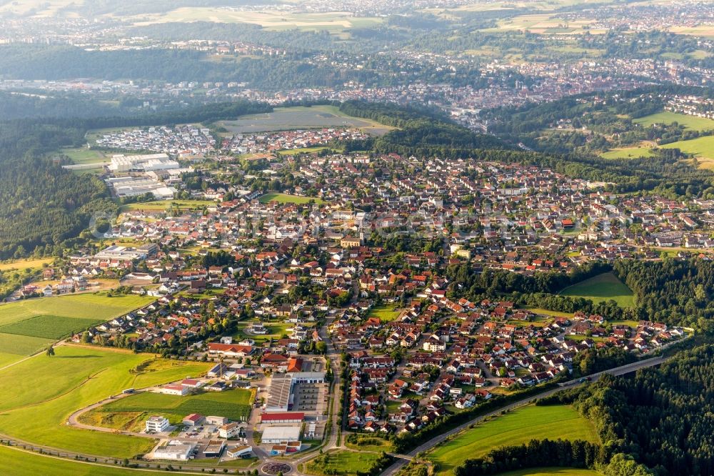 Aerial image Mutlangen - Town View of the streets and houses of the residential areas in Mutlangen in the state Baden-Wuerttemberg, Germany