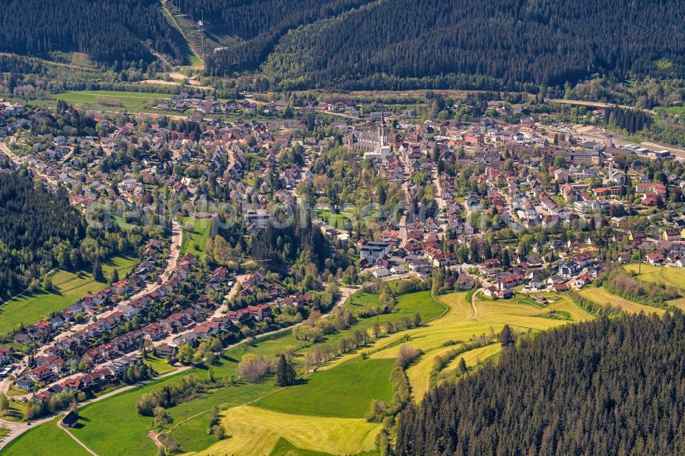 Aerial image Neustadt - Town View of the streets and houses of the residential areas in Neustadt in the state Baden-Wuerttemberg, Germany