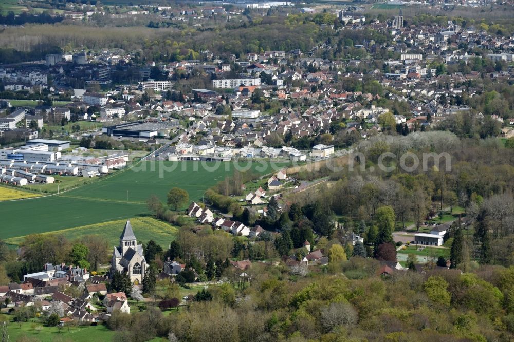 Aerial image La Neuville-en-Hez - Town View of the streets and houses of the residential areas in La Neuville-en-Hez in Nord-Pas-de-Calais Picardy, France