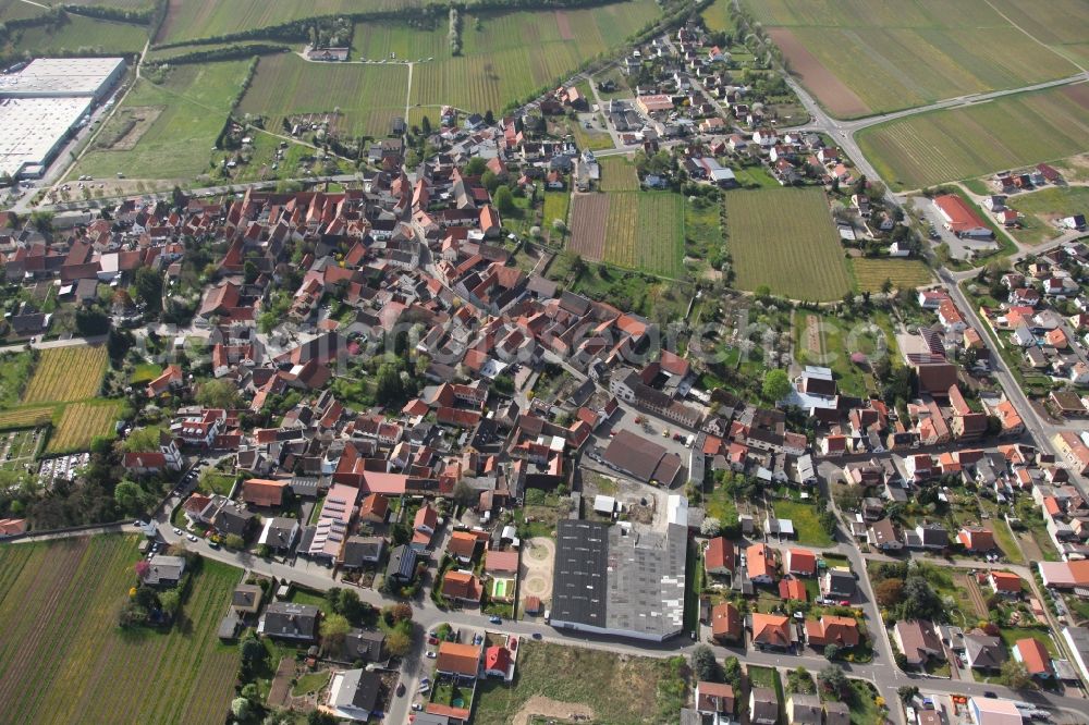 Aerial photograph Flörsheim - Townscape of Nieder - Florsheim in the state of Rhineland-Palatinate