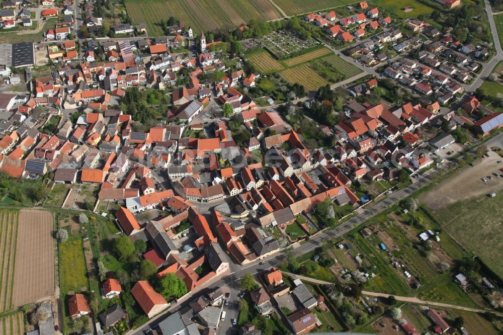 Flörsheim from the bird's eye view: Townscape of Nieder - Florsheim in the state of Rhineland-Palatinate