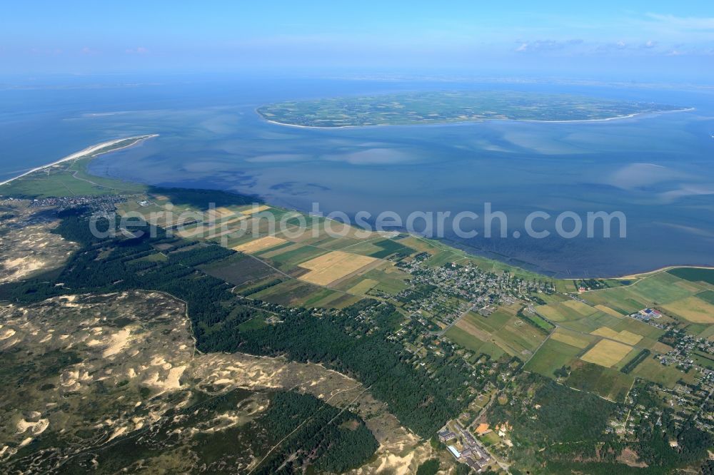 Nebel from the bird's eye view: Town View of the streets and houses of the residential areas of the individual villages on the North Sea Island Amrum in the state Schleswig-Holstein