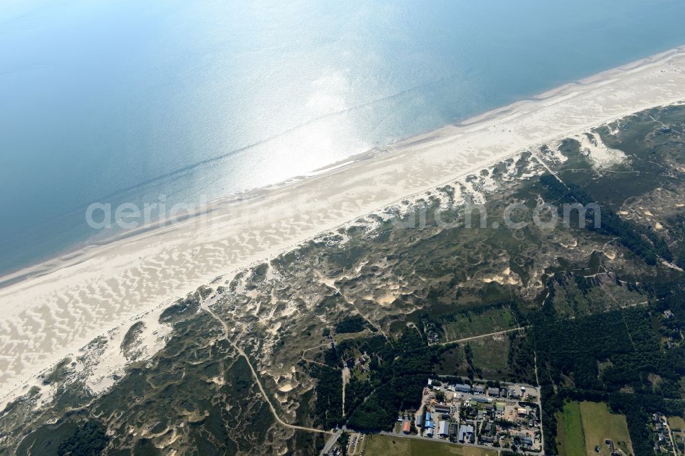 Nebel from above - Town View of the streets and houses of the residential areas of the individual villages on the North Sea Island Amrum in the state Schleswig-Holstein