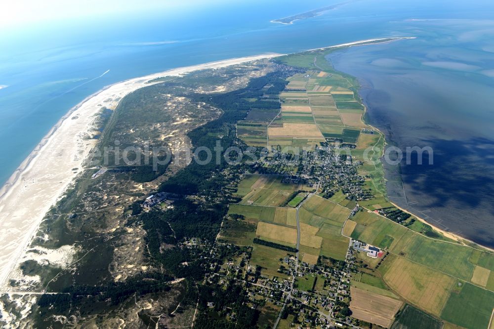 Aerial photograph Nebel - Town View of the streets and houses of the residential areas of the individual villages on the North Sea Island Amrum in the state Schleswig-Holstein