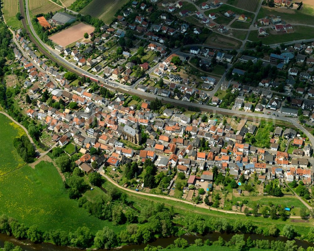 Aerial image Norheim - View of the borough of Norheim in the state of Rhineland-Palatinate. The municipiality is located in the Nahe Valley on the riverbank of the river Nahe, near the Rotenfels region. Norheim is an official tourist resort