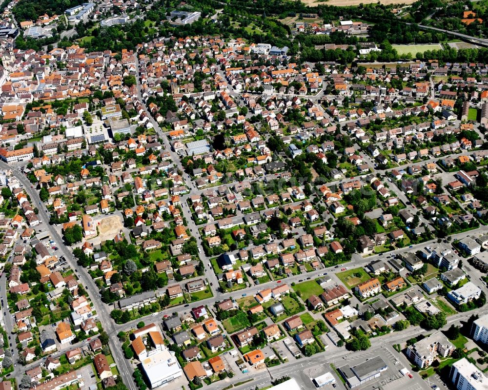 Aerial photograph Obereisesheim - Town View of the streets and houses of the residential areas in Obereisesheim in the state Baden-Wuerttemberg, Germany