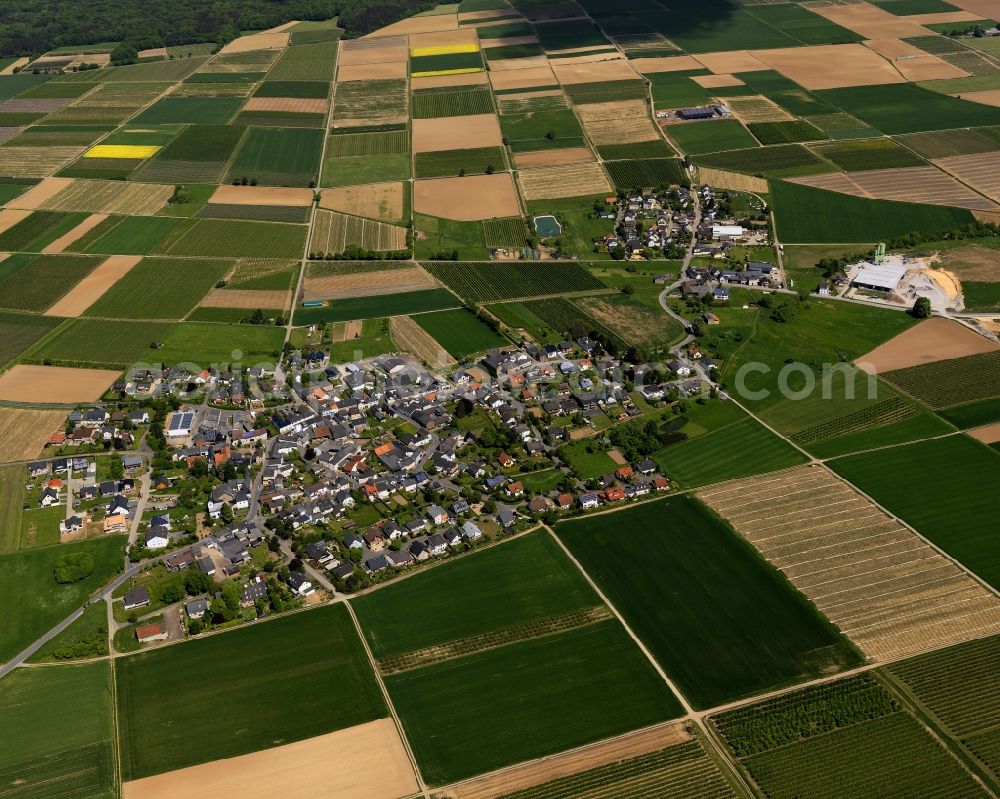 Grafschaft from above - View of the Oeverich part of the borough of Grafschaft in the state of Rhineland-Palatinate. Oeverich is actually part of the district of Leimersdorf and is characterised and surrounded by agricultural land and fields