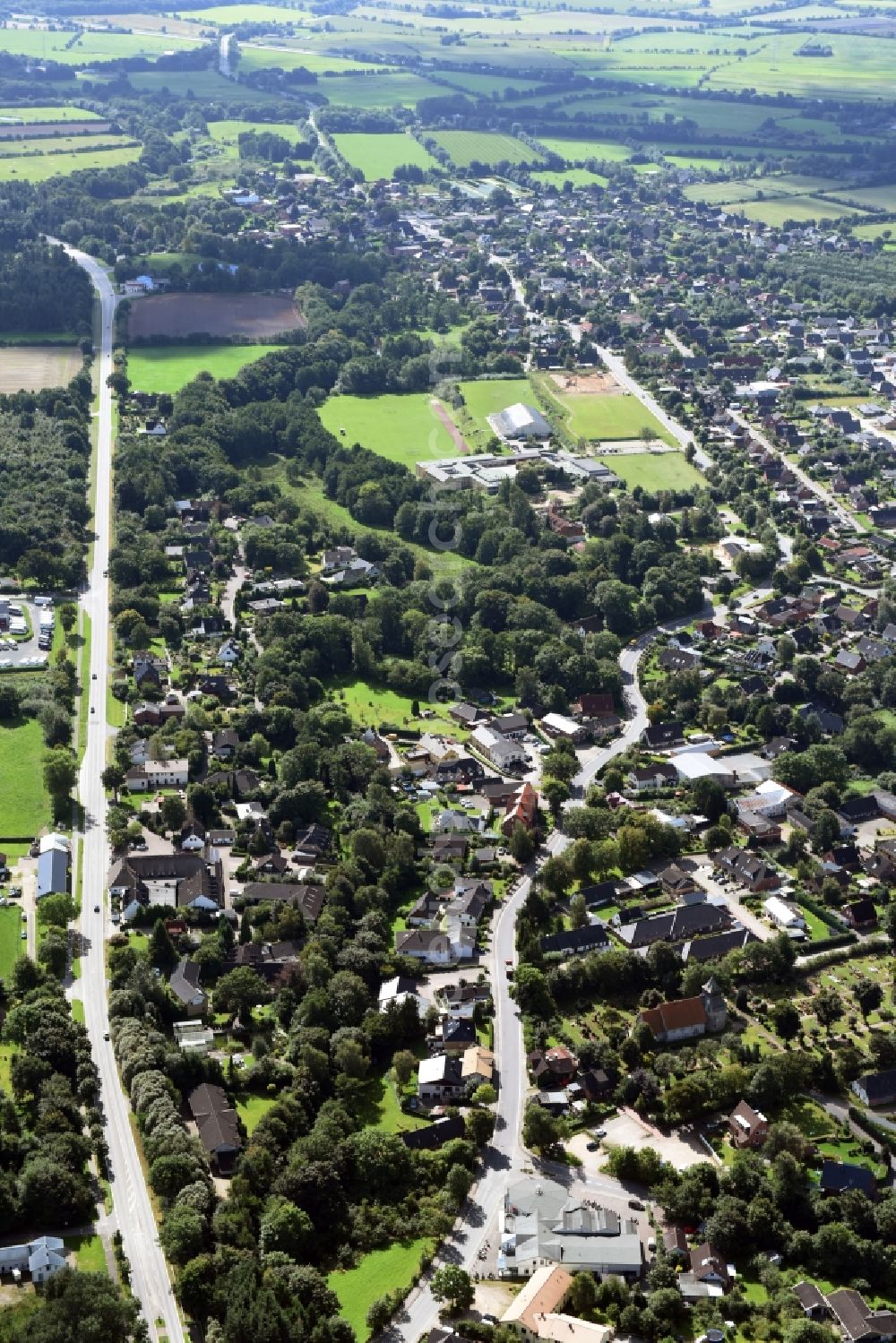 Oeversee from above - Town View of the streets and houses of the residential areas in Oeversee in the state Schleswig-Holstein