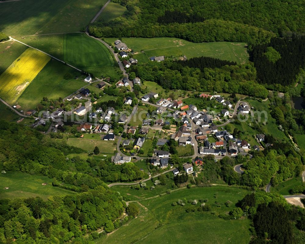 Aerial photograph Ohlenhard - View of Ohlenhard in the county Ahrweiler in Rhineland-Palatinate. The village is inside the Ahrgebirge near the border of North Rhine-Westphalian