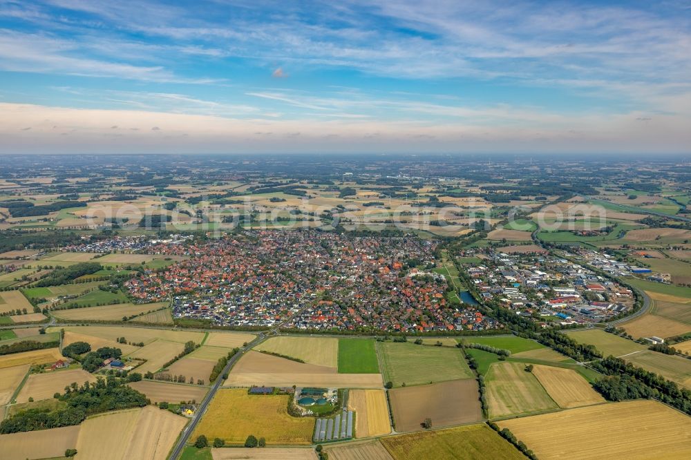 Olfen from above - Town View of the streets and houses of the residential areas in Olfen in the state North Rhine-Westphalia, Germany