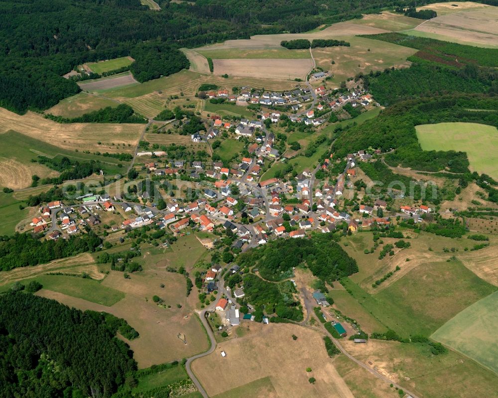 Berglangenbach from the bird's eye view: View of Berglangenbach in the state of Rhineland-Palatinate. Berglangenbach is a borough and municipiality in the county district of Birkenfeld, in the region of the Westrich. The village is surrounded by hills, fields and vineyards and consists of several hamlets and residential areas