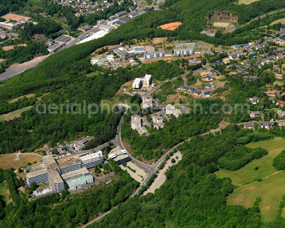 Aerial photograph Göttschied - Local view of the local church Goettschied in Rhineland-Palatinate. Here the Urban hospitals Idar-Oberstein