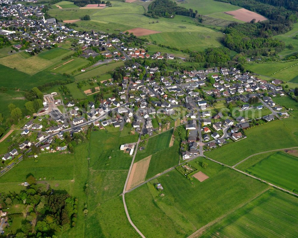 Aerial image Kaden - View of Kaden in the state of Rhineland-Palatinate. The borough and municipiality is located in the county district of Westerwaldkreis and is a rural residential borough. Kaden is surrounded by agricultural land, hills and meadows and located in the valley of creek Elbbach