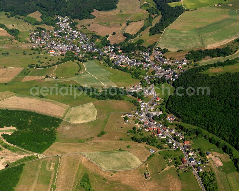 Aerial photograph Leisel - View of Leisel in the state of Rhineland-Palatinate. The borough and municipiality is an official tourist resort and located in the county district of Birkenfeld, on Leiselbach creek on Idar forest in the Hunsrueck region. It is surrounded by agricultural land, meadows and forest 