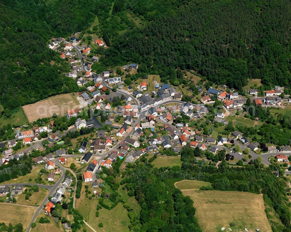 Aerial photograph Mittelbollenbach - Local view of the local church means Bollenbach in Rhineland-Palatinate