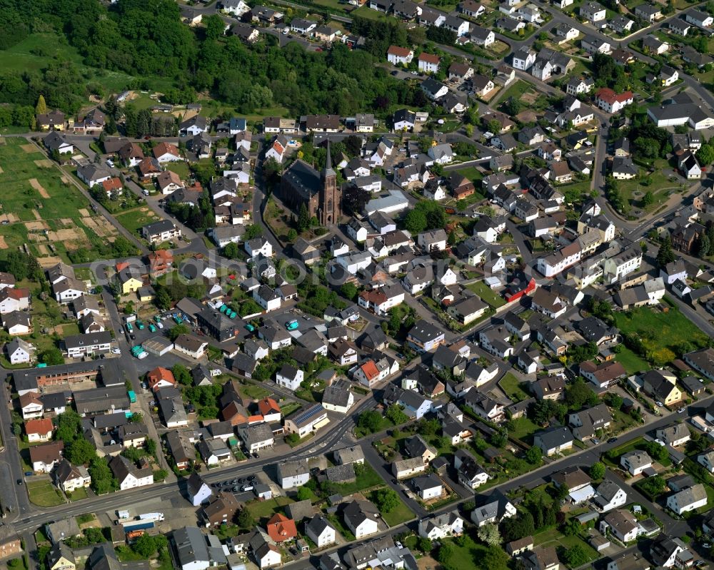 Aerial photograph Nentershausen - View of Nentershausen in the state of Rhineland-Palatinate. The borough and municipiality is located in the county district of Westerwaldkreis in the South of the low mountain range of Westerwald. Nentershausen is surrounded by agricultural land, forest and meadows. It includes two hamlets