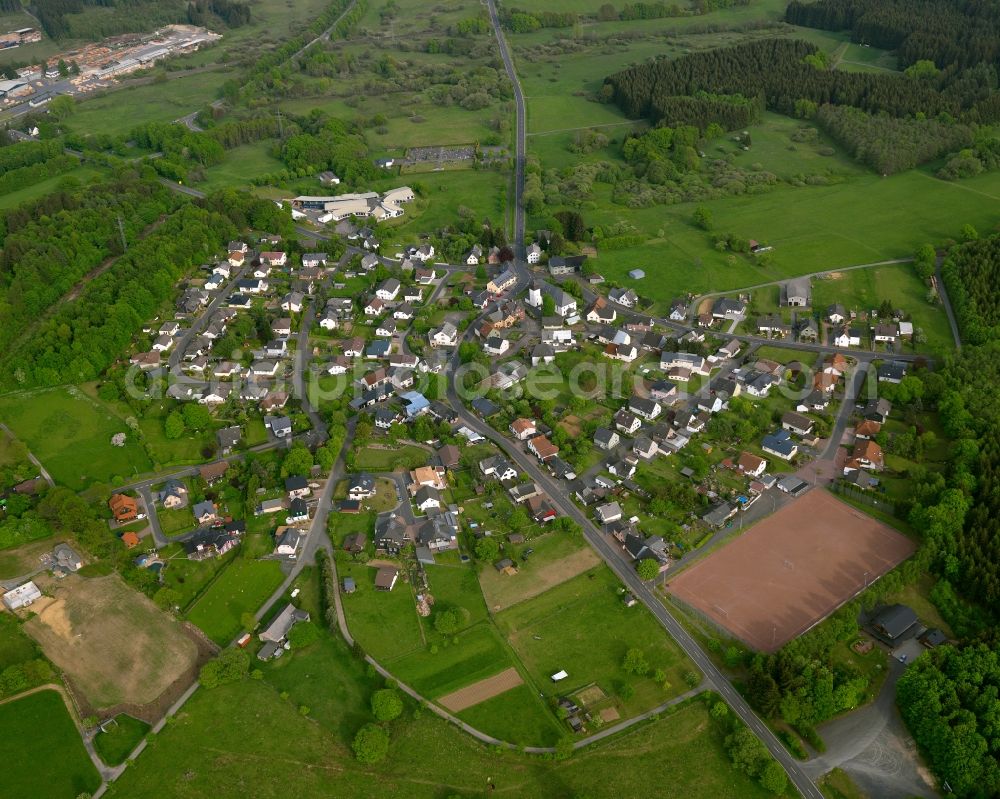 Aerial photograph Rotenhain - View of Rotenhain in the state of Rhineland-Palatinate. The borough and municipiality Rotenhain is located in the county district of Westerwaldkreis and surrounded by fields, meadows and forest. Rotenhain includes the Todtenberg part and the Old Castle of Rotzenhahn in the West of the village