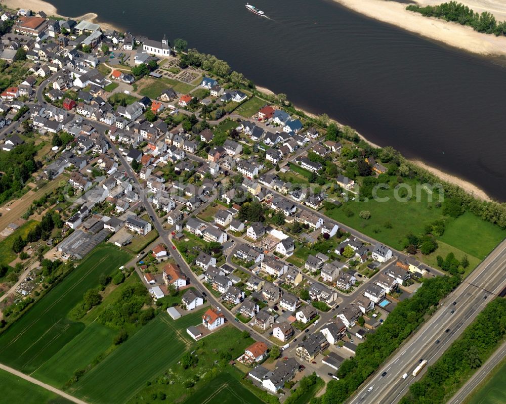 Sankt Sebastian from the bird's eye view: View of Sankt Sebastian in the state of Rhineland-Palatinate. The borough and municipiality is located in the county district of Mayen-Koblenz on the Western riverbank of the Rhine, adjacent to the federal motorway A48