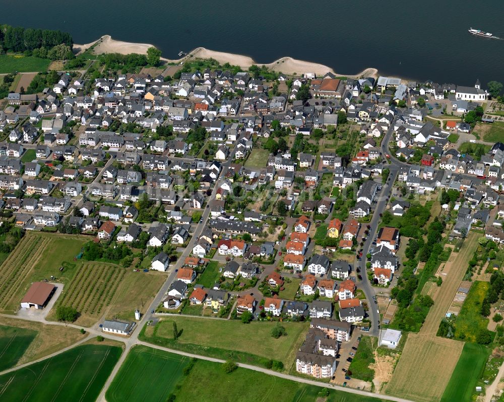 Aerial image Sankt Sebastian - View of Sankt Sebastian in the state of Rhineland-Palatinate. The borough and municipiality is located in the county district of Mayen-Koblenz on the Western riverbank of the Rhine, adjacent to the federal motorway A48