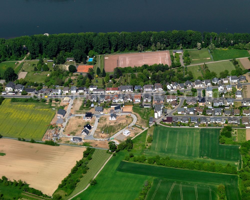 Aerial photograph Sankt Sebastian - View of Sankt Sebastian in the state of Rhineland-Palatinate. The borough and municipiality is located in the county district of Mayen-Koblenz on the Western riverbank of the Rhine, adjacent to the federal motorway A48