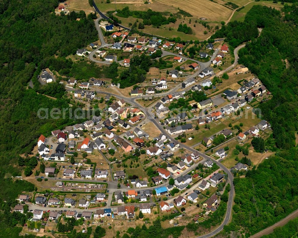 Aerial image Sonnenberg-Winnenberg - View of Sonnenberg-Winnenberg in the state of Rhineland-Palatinate. Sonnenberg-Winnenberg is a borough and municipiality in the county district of Birkenfeld. The village is surrounded by hills, fields and woods and consists of several hamlets and residential areas. It sits in the valley of the river Nahe