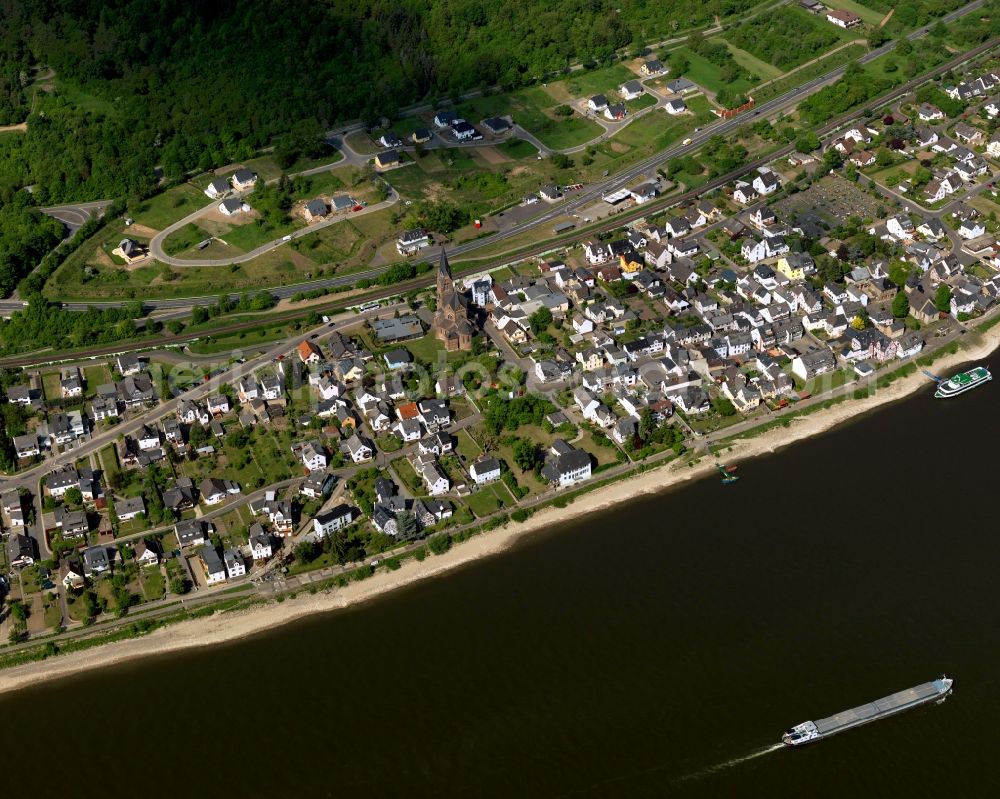 Spay from above - View of Spay in the state of Rhineland-Palatinate. The borough and municipiality is an official tourist resort and is located in the county district of Mayen-Koblenz on the left riverbank of the river Rhine, surrounded by hills, forest and fields