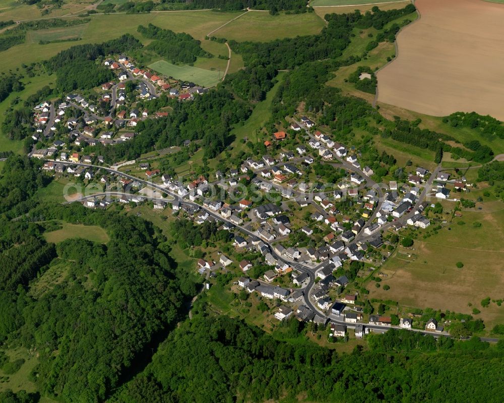 Aerial image Vollmersbach - View of Vollmersbach in the state of Rhineland-Palatinate. The borough and municipiality is located in the county district of Birkenfeld, in the protected landscape of Hochwald-Idarwald. It is surrounded by agricultural land, meadows and forest and consists of several hamlets and residential areas