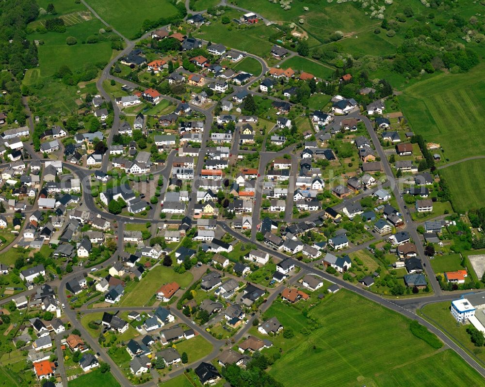 Westernohe from the bird's eye view: View of the borough of Westernohe in the state of Rhineland-Palatinate. The borough is located in the county district and region of Westerwald. The residential village including single family houses, gardens and small estates is surrounded by fields and meadows