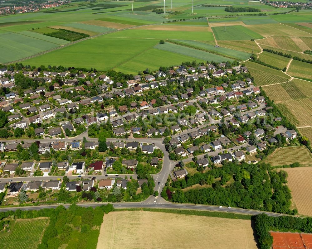 Aerial image Zornheim - View of the borough of Zornheim in the state of Rhineland-Palatinate. The wine-growing borough is located in the county district of Mainz-Bingen. The residential village is surrounded by fields, vineyards and meadows