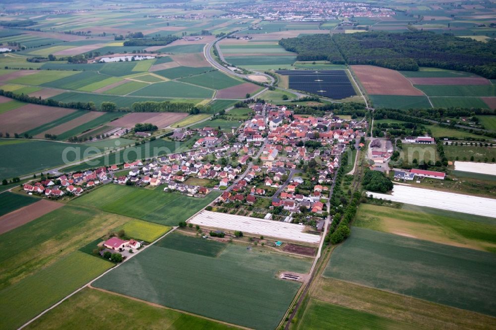 Aerial photograph Sulzheim - Town View of the streets and houses of the residential areas in the district Alitzheim in Sulzheim in the state Bavaria