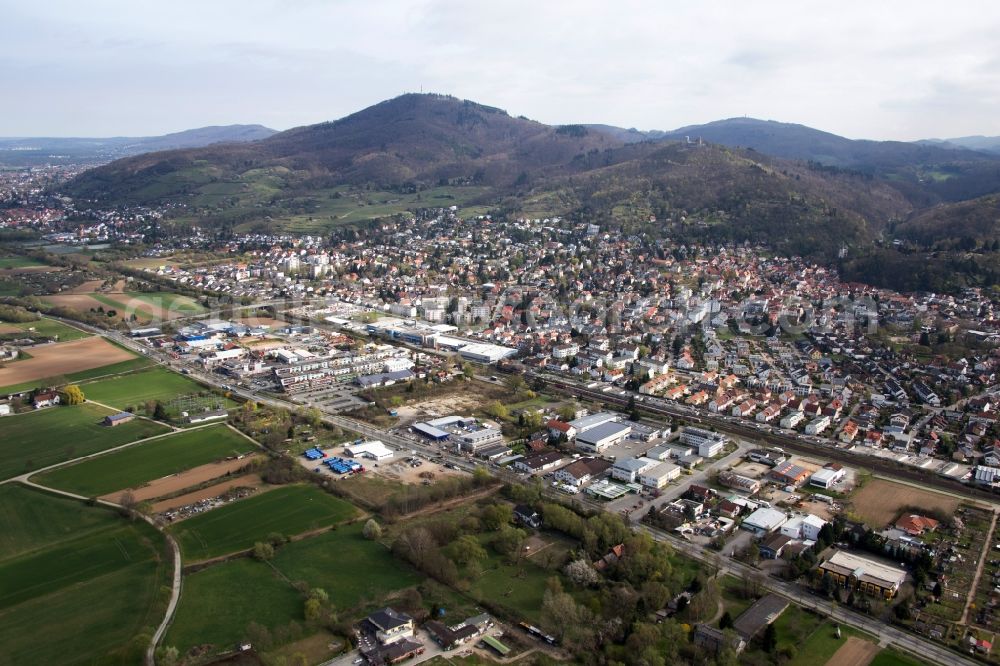 Aerial image Bensheim - Town View of the streets and houses of the residential areas in the district Auerbach in Bensheim in the state Hesse