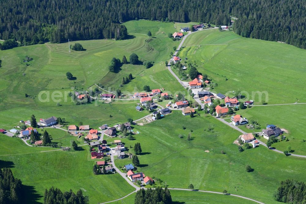 Görwihl from the bird's eye view: Town view of the streets and houses of the residential areas in the district Engelschwand in Goerwihl in the state Baden-Wurttemberg, Germany