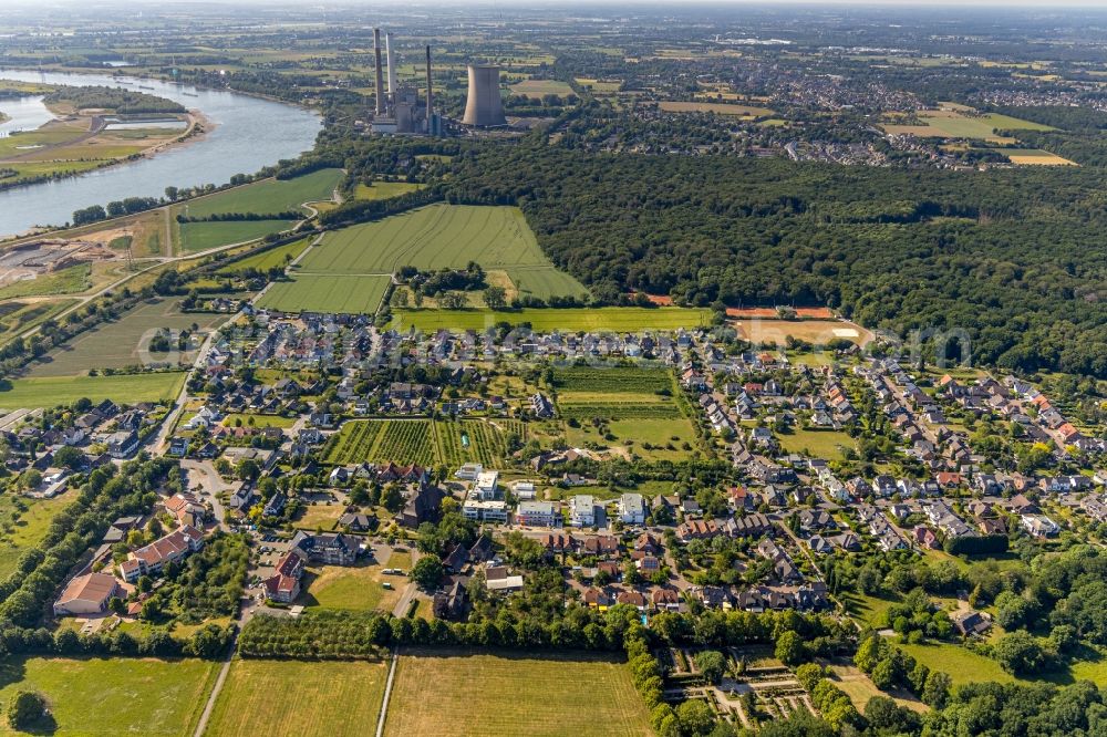 Dinslaken from above - Town View of the streets and houses of the residential areas in the district Eppinghoven in Dinslaken at Ruhrgebiet in the state North Rhine-Westphalia, Germany