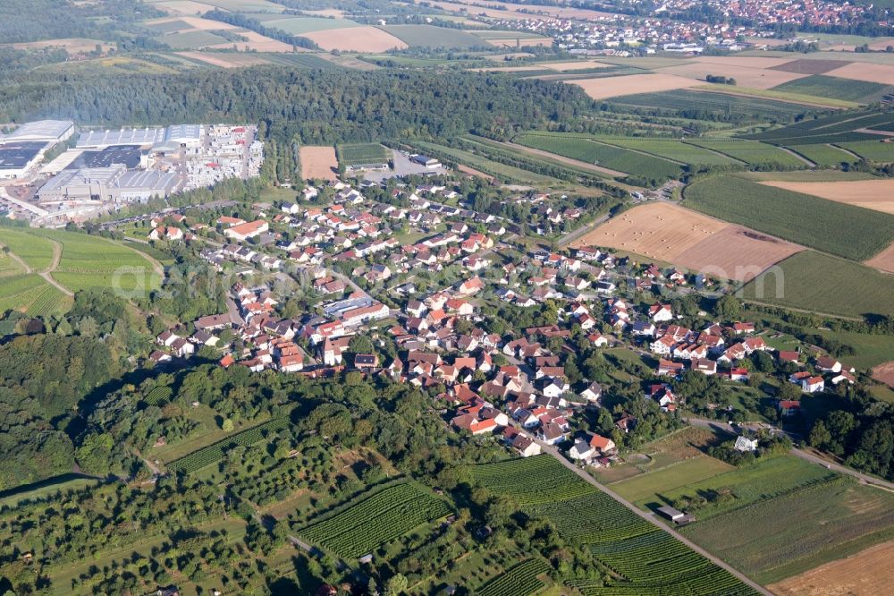 Aerial image Güglingen - Town View of the streets and houses of the residential areas in the district Frauenzimmern in Gueglingen in the state Baden-Wuerttemberg