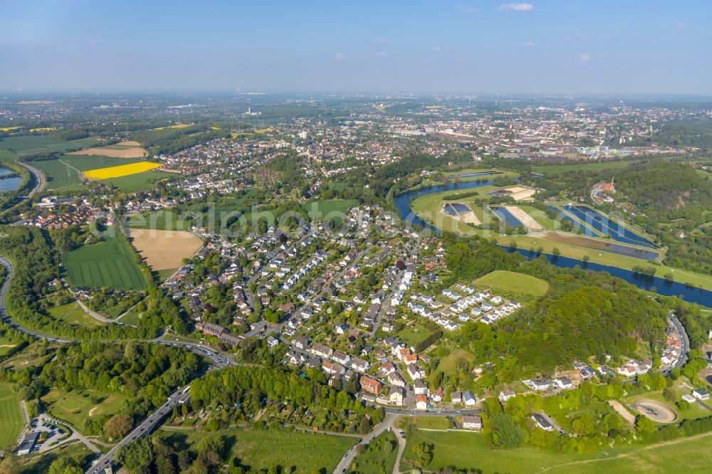 Aerial image Witten - Town View of the streets and houses of the residential areas in the district Heven in Witten in the state North Rhine-Westphalia, Germany