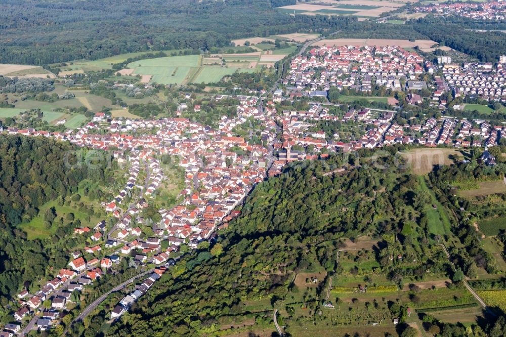 Aerial image Bruchsal - Town View of the streets and houses of the residential areas in the district Obergrombach in Bruchsal in the state Baden-Wuerttemberg, Germany