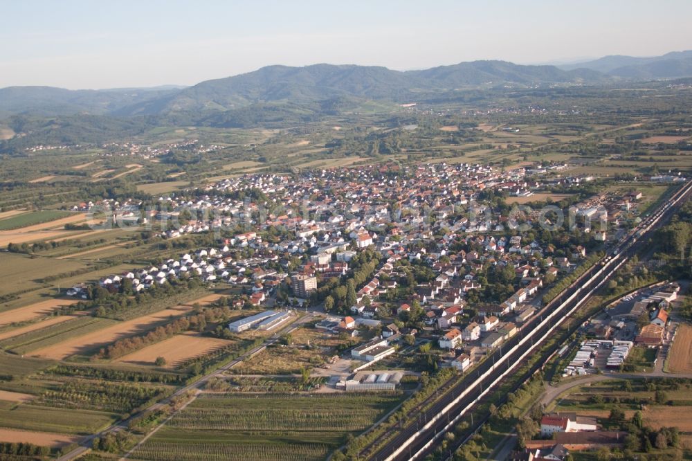 Appenweier from above - Town View of the streets and houses of the residential areas in the district Urloffen in Appenweier in the state Baden-Wuerttemberg