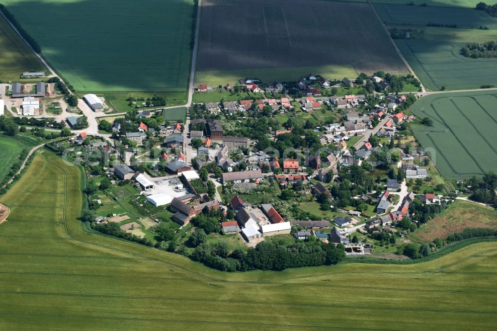 Aerial image Nienburg (Saale) - Town View of the streets and houses of the residential areas in the district Wedlitz with surrounding fields in Nienburg (Saale) in the state Saxony-Anhalt