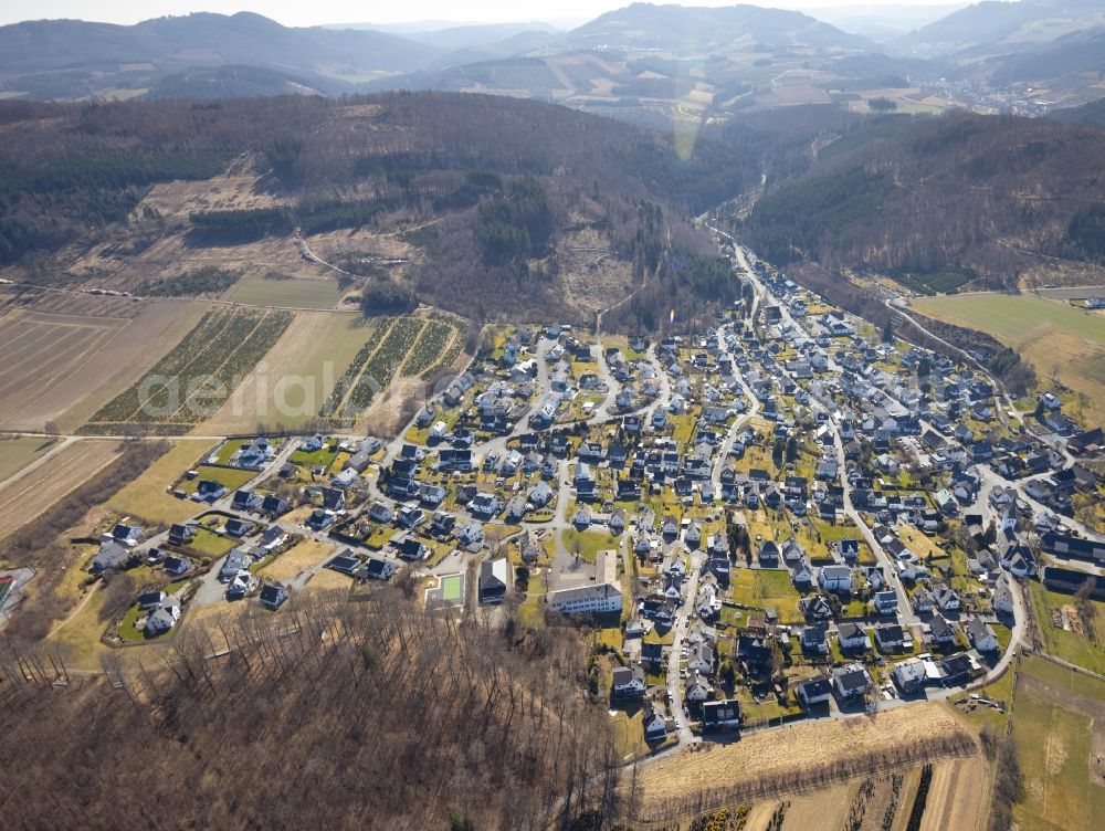 Aerial photograph Ostwig - Town View of the streets and houses of the residential areas in Ostwig at Sauerland in the state North Rhine-Westphalia, Germany