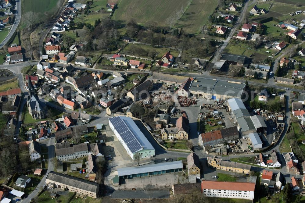 Polleben from the bird's eye view: Town View of the streets and houses of the residential areas in Polleben in the state Saxony-Anhalt