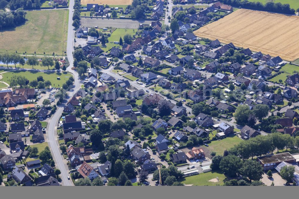 Aerial photograph Raesfeld - View of houses and single-family home settlement on Dorstener Str. in Raesfeld in the federal state of North Rhine-Westphalia, Germany