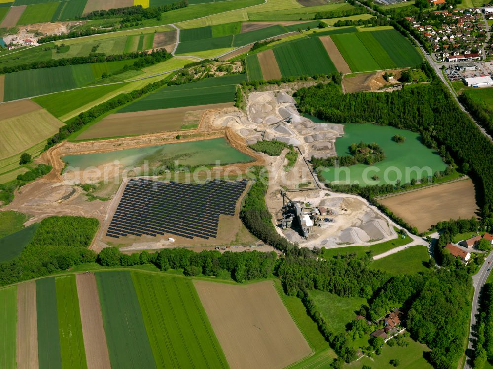 Alberweiler from the bird's eye view: Village view on the edge of agricultural fields and land in Alberweiler in the state Baden-Wuerttemberg, Germany