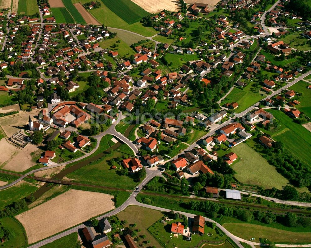 Aerial image Anzenkirchen - Village view on the edge of agricultural fields and land in Anzenkirchen in the state Bavaria, Germany